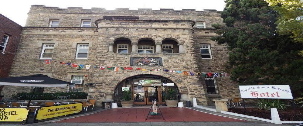 A Pousada The Old Swan Barracks Perth Exterior foto